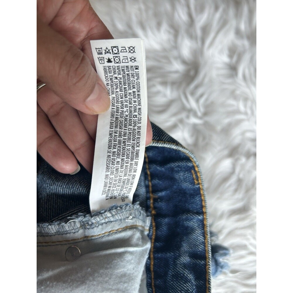 Forever 21 Blue Jean Concert Shorts Womens 30 Mid Rise Slim Fit Jorts Daisy - Picture 6 of 8